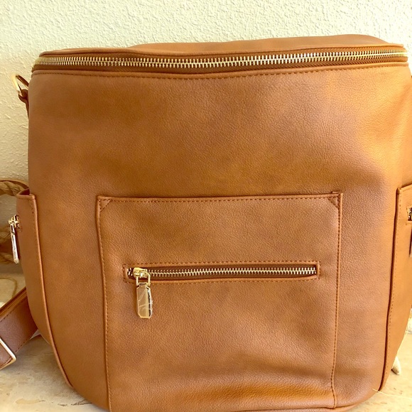 Handbags - BRAND NEW brown diaper bag- with all the additions